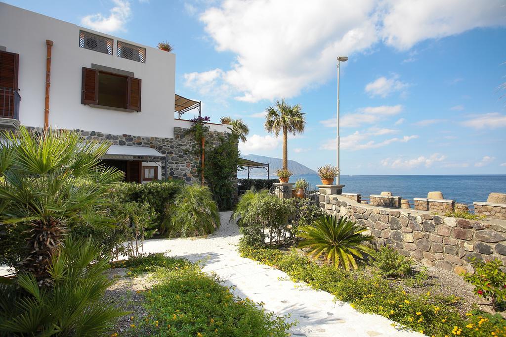 Hotel Residence Acquacalda Lipari  Exterior foto