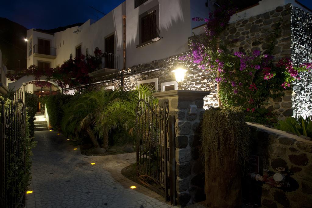 Hotel Residence Acquacalda Lipari  Exterior foto