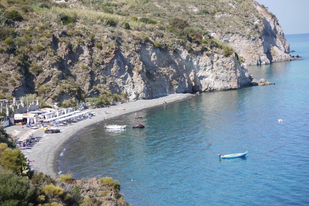Hotel Residence Acquacalda Lipari  Exterior foto