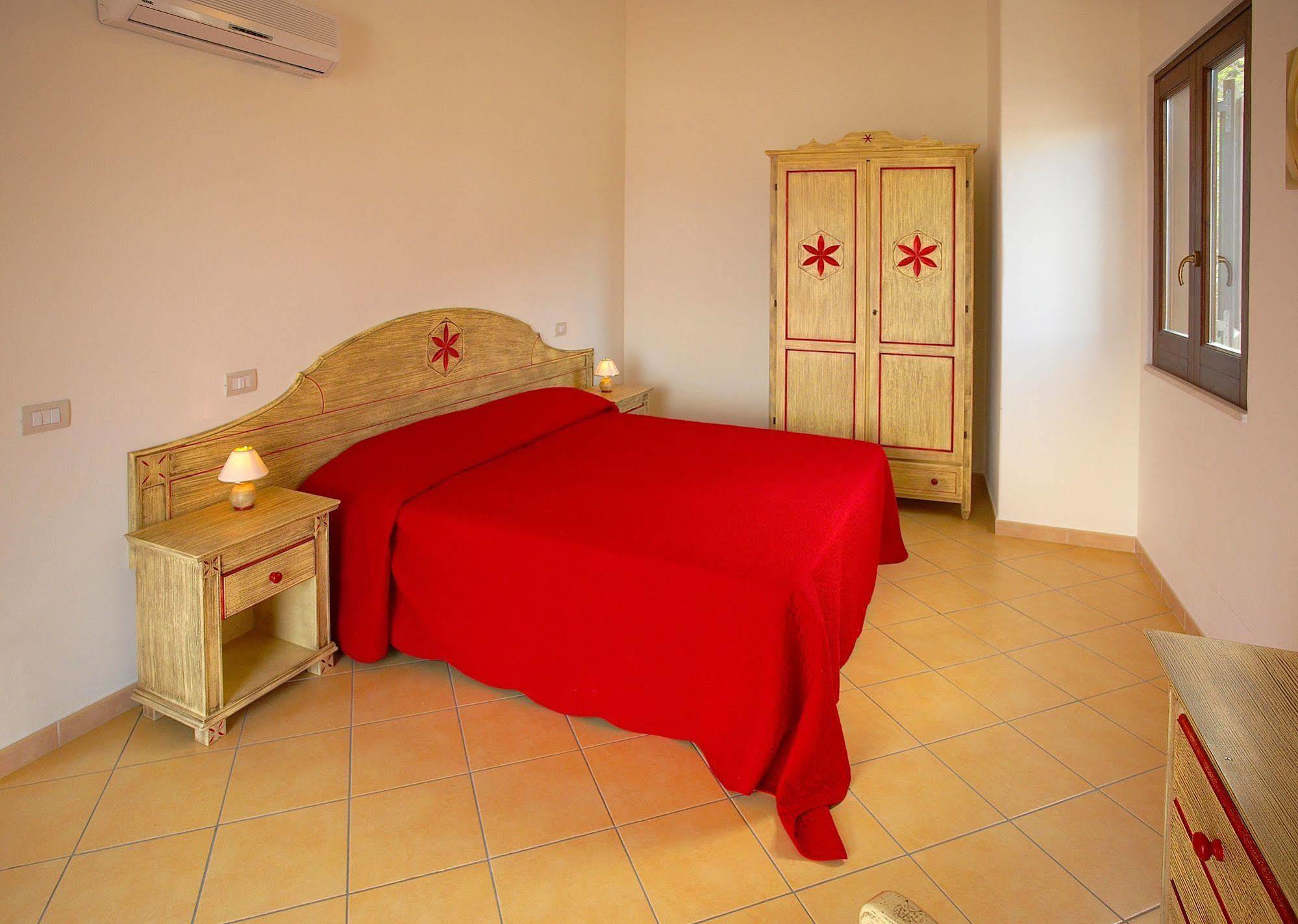 Hotel Residence Acquacalda Lipari  Exterior foto