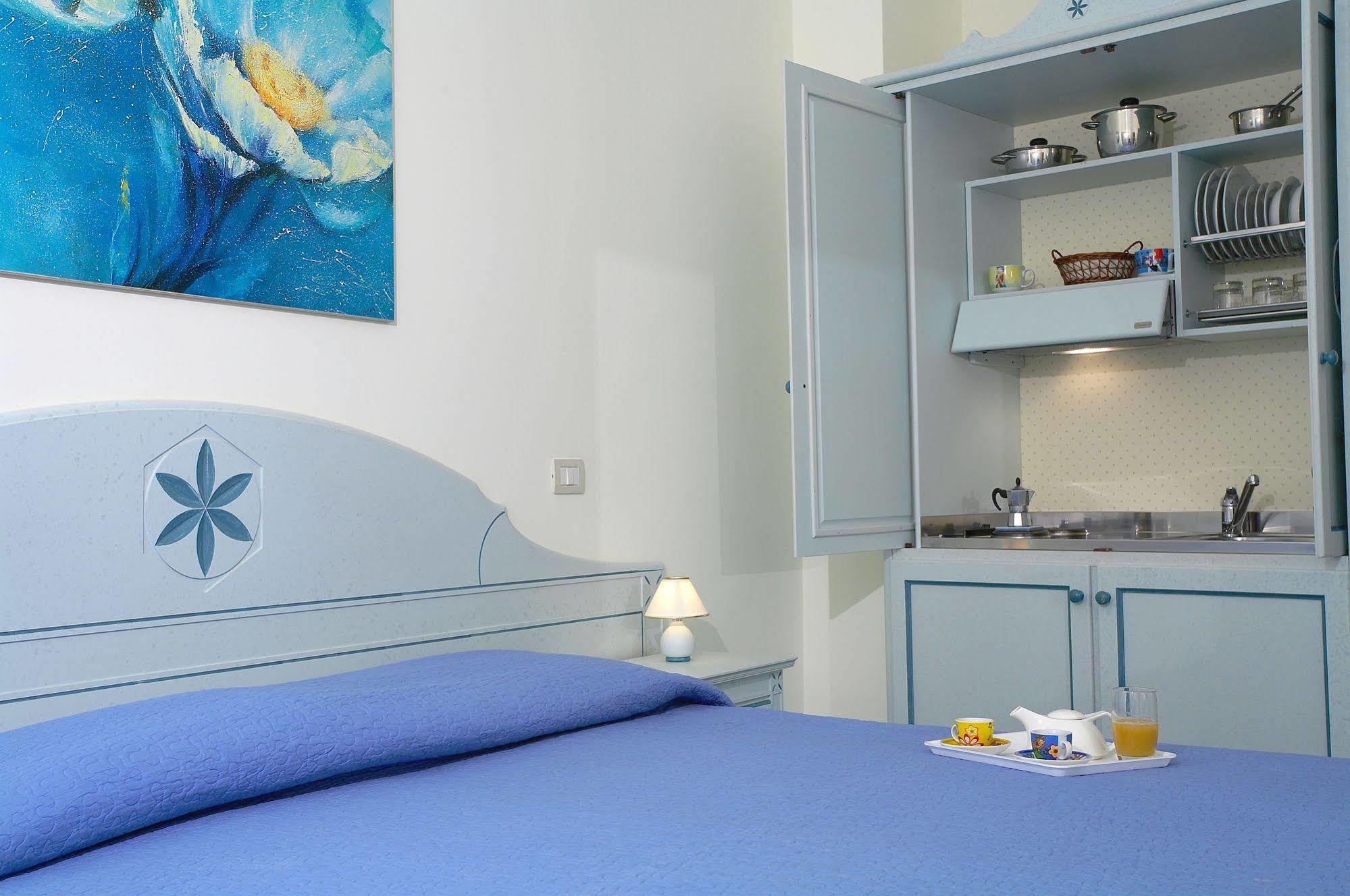 Hotel Residence Acquacalda Lipari  Exterior foto