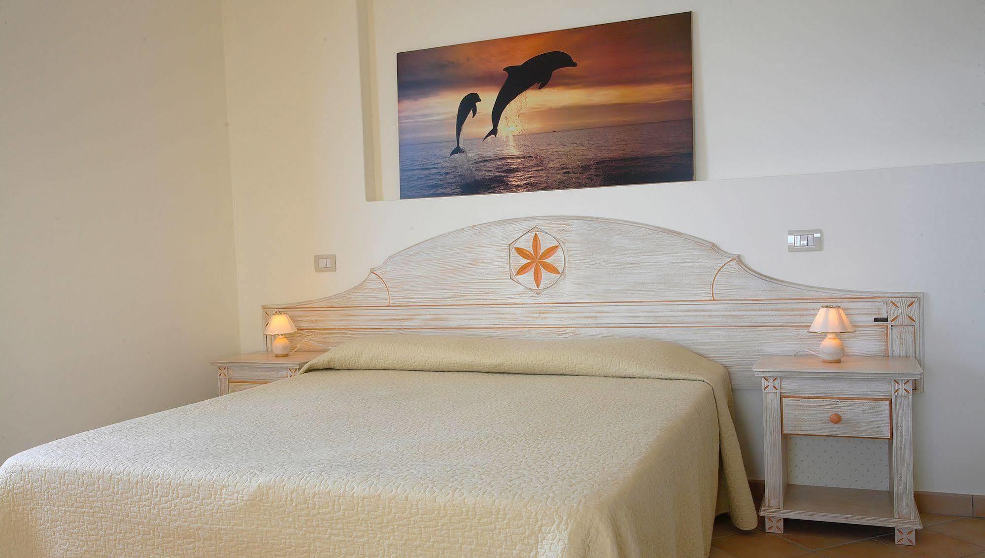 Hotel Residence Acquacalda Lipari  Exterior foto